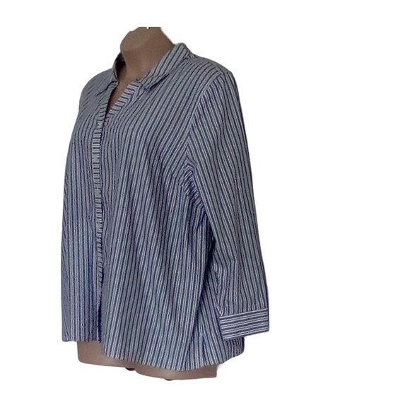 Catherines Women's Plus Size Non-Iron Striped Button-Up Shirt 3x - Picture 3 of 5